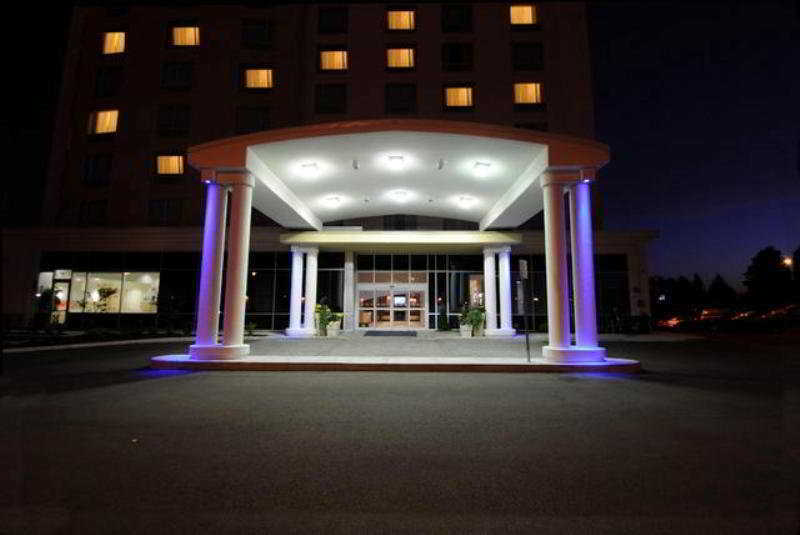 Holiday Inn Express Hotel & Suites Toronto - Markham, An Ihg Hotel Richmond Hill Exterior photo